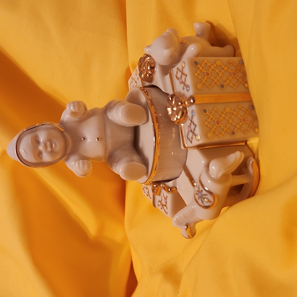 Lenox Baby Blocks Musical Figurine